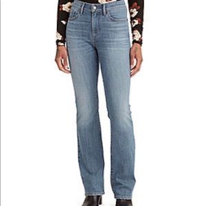 Levi's® Classic Bootcut Jean